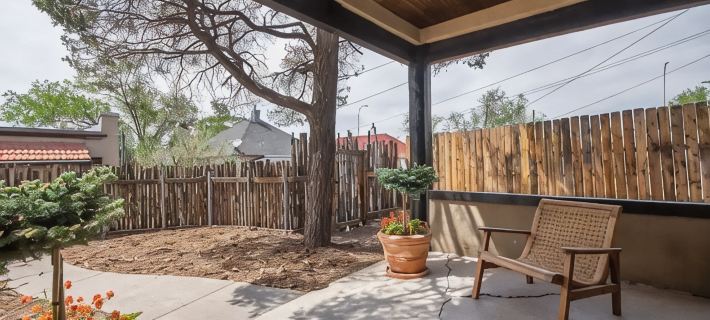 Deco Chic Casita blocks from Trendy EDO Hotels in Bernalillo County