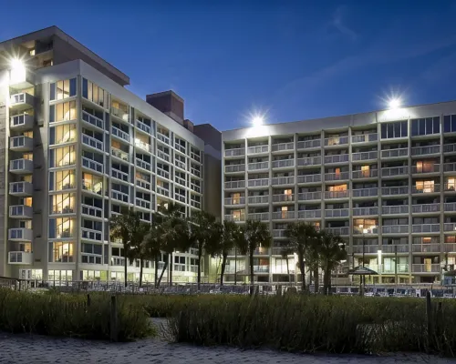 Captain's Quarters Resort Hotels near Myrtle Waves