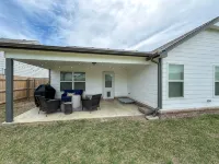 Minutes from Tulsa!  Come relax with the family in this pet friendly home - Wifi