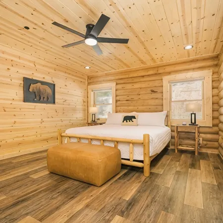 Brand NEW Build! Five Master Suites~Bunk Room~INDOOR POOL, Game ROOM & Hot Tub!
