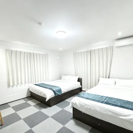 Located in Ikebukuro 4-chome, Hanano Sato Lumiere offers excellent access to major Tokyo
