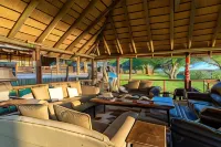 Crocodile Bridge Safari Lodge - Camping