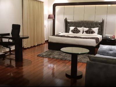 Grand Geet Hotels