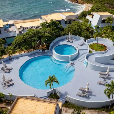 Ocean View, Spacious Condo next to Pool