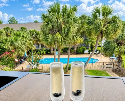 Vibez on the Lanai - Diamondhead Poolside Golf Getaway - Homestays