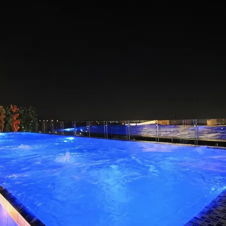 Solana Sky Pool Boutique Hotel Golf View
