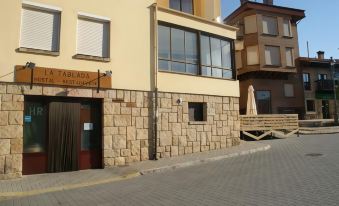 Hostal la Tablada