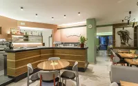 Hotel Elefant Hotels in Trodena