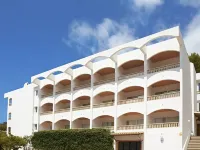 Universal Hotel Aquamarin Hotels in Sant Elm