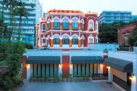 The Astor Hotels in Calcutta