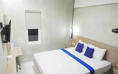 New Mira Hotel Hotels in Petompon