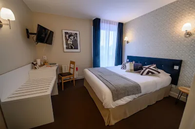 Logis Hôtel du Grand Cerf Hôtels à : Ernée