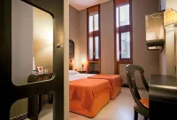 Orange Hotel Hotel di Rome