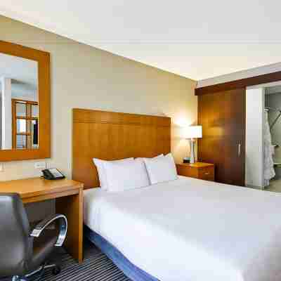 Hyatt House Chicago Warrenv Rooms