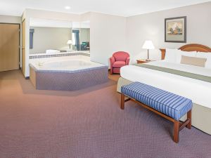 Quality Inn & Suites Willows