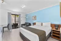 Econo Lodge Waterford Hotels in Waterford West