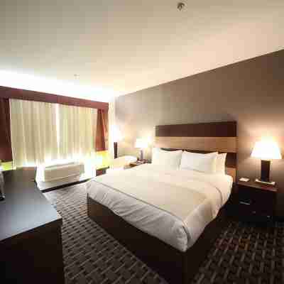 Wyndham Garden Edmonton Airport Rooms