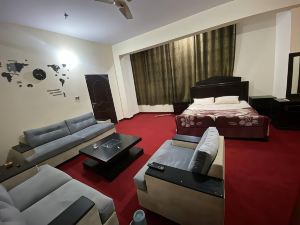 Lal Lodges Suite Apartment