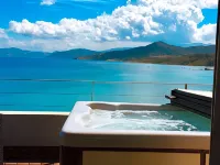 L'Escale Côté Sud Hotels in Л'Іль-Русс