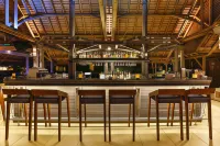 Sands Suites Resort & Spa - bar