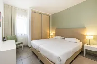 Algarve Race Resort - Apartments Отели в г. Моншике