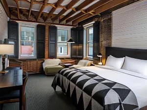 Eleven Revelstoke Lodge
