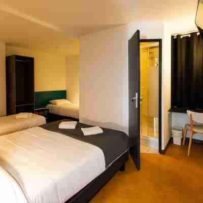 Hôtel Face West Le Pontet Rooms