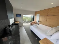Hidden Valley Waiheke Hotels in Palm Beach