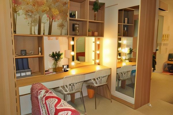 Retro Condo w Free Pool & Gym - 15 Mins to D1_2