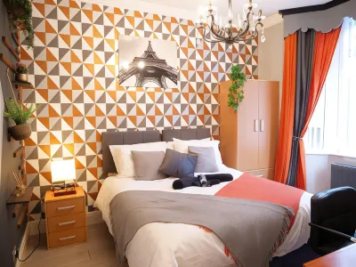 Stunning 5-Bed House in Liverpool! Great Location! Hotels near Hugh Baird College