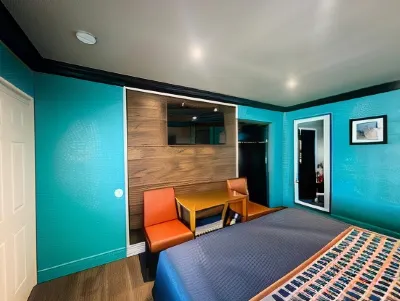 Casa Blanca Inn & Suites Whittier Hotels near Half Off Books Records Films