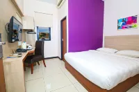 Borneo Hotel Hotels near Reza Loak