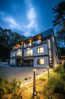 4 Évszak Erdeihotel - Mátrafüred Hotels in Дьєндьєш