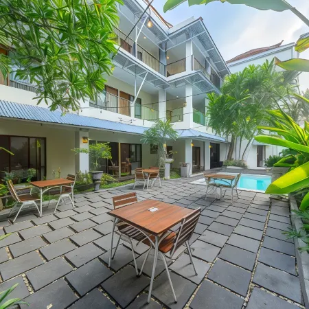 Spazzio Bali Hotel