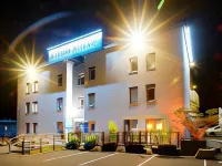 Kyriad Direct Saint-Brieuc - Parc des Expositions Hotels in Yffiniac