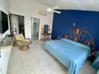 Entire House on the Seashore in Chicxulub Puerto, Yuc, Riviera Yucateca MEX Hotels in Chicxulub Puerto