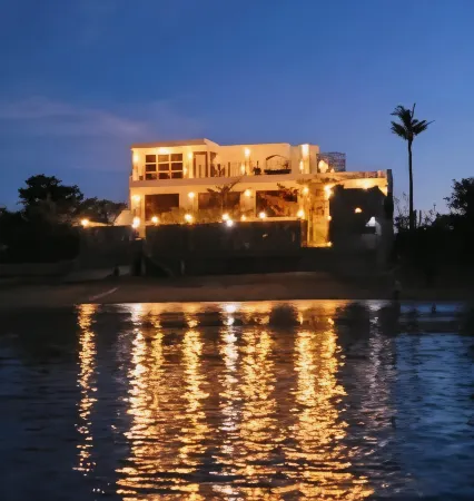 Beachfront Bed & Breakfast