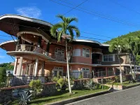 The Royal Nest Trinidad Các khách sạn ở 