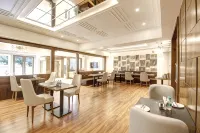 Marks Hotel & Banquet Hotels near Radha Krishan Park