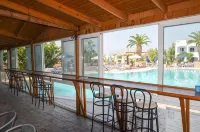 Coliseum Studios & Apartments - Quầy Bar