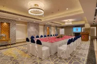 Hotel Deep Clarks Inn Lucknow