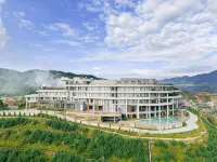Lady Hill Sapa Resort
