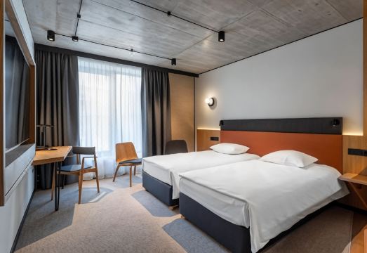 1. 큐부스 호텔 카..