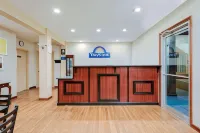 Days Inn by Wyndham Fairmont