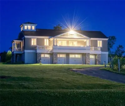 Large Lakefront Vineyard Home with Hot Tub