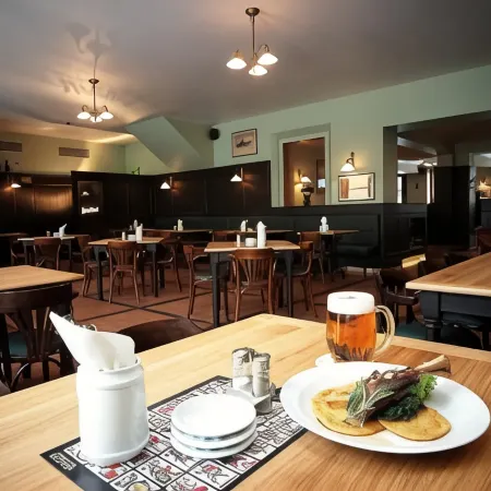 Hotel Valcha Отели рядом с Аэропорт Вацлав Гавел