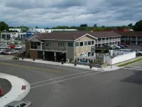 Continental Inn Hotels in Cheboygan