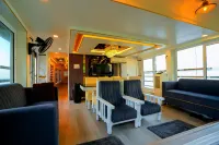 Sreekrishna Houseboat C/o Sreekrishna Ayurveda Panchakarma Centre