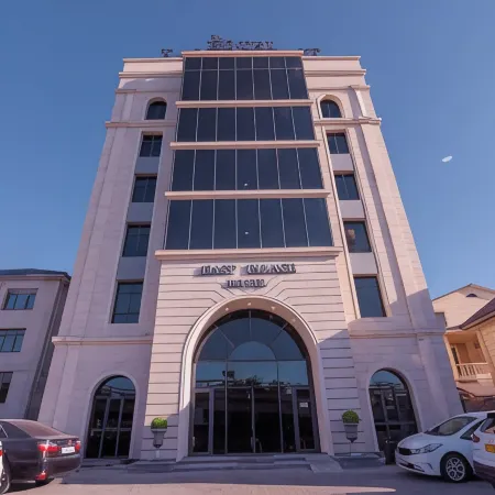 East Palace Hotel