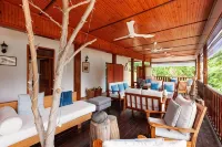 Villa Anse la Blague Hotels in Praslin Island
